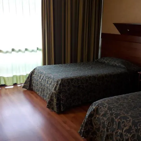 Hotel Lago Verde 3*
