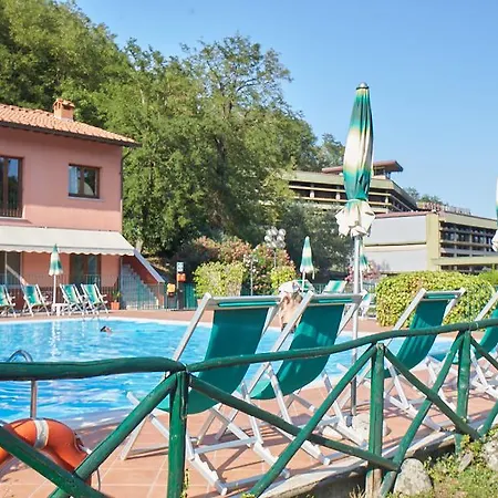 Hotel Lago Verde Szálloda