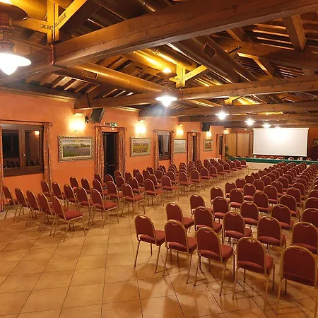 Szálloda Hotel Lago Verde